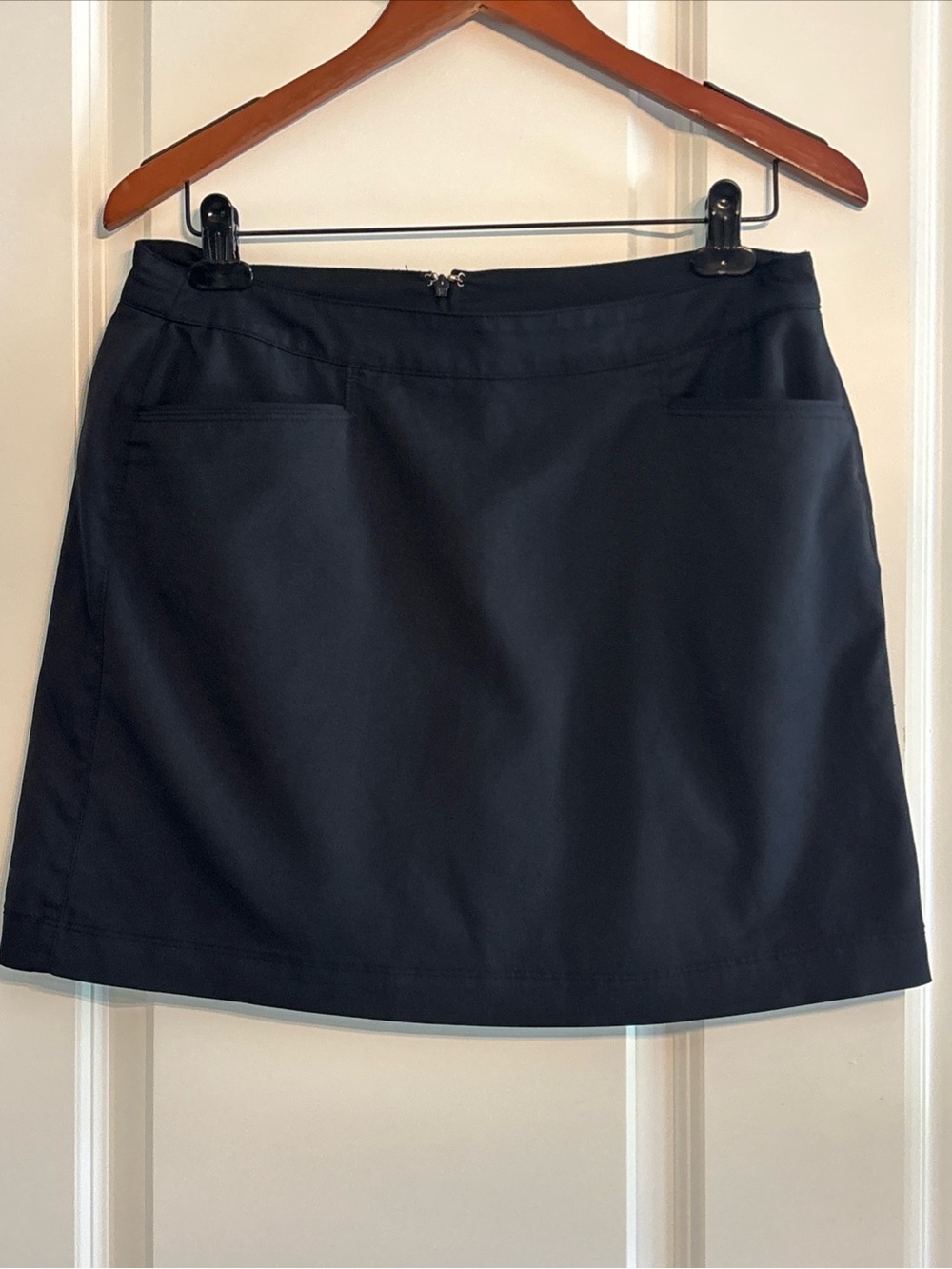 PGA Tour Black women’s black Golf Athleisure Skort - Size 10
